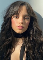 Jenna Ortega : jenna-ortega-1677107098.jpg