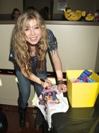 Jennette McCurdy : jennettemccurdy_1284251233.jpg