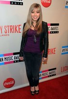 Jennette McCurdy : jennettemccurdy_1301642767.jpg