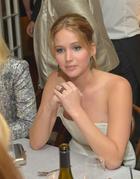 Jennifer Lawrence : jennifer-lawrence-1384278694.jpg