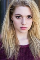 Jennifer Stone : jennifer-stone-1401291683.jpg