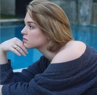 Jennifer Stone : jennifer-stone-1432835425.jpg