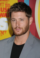 Jensen Ackles : jensen-ackles-1400687250.jpg