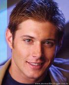 Jensen Ackles : small029.jpg