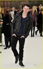 Jeremy Irvine : jeremy-irvine-1329980957.jpg