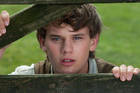 Jeremy Irvine : jeremy-irvine-1334687139.jpg