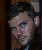 Jeremy Irvine : jeremy-irvine-1598275610.jpg