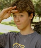 Jeremy Sumpter : SG_137376.jpg