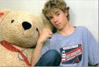 Jeremy Sumpter : bear.jpg