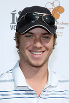 Jeremy Sumpter : jeremy-sumpter-1325135495.jpg