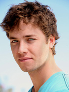 Jeremy Sumpter : jeremy-sumpter-1333344432.jpg