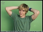 Jesse McCartney : TI4U_u1134936642.jpg