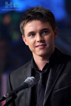 Jesse McCartney : jesse_mccartney_1212335632.jpg