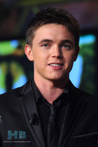 Jesse McCartney : jesse_mccartney_1212335642.jpg