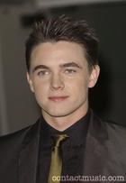 Jesse McCartney : jesse_mccartney_1258743040.jpg