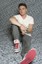 Jesse McCartney : jesse_mccartney_1266023519.jpg