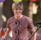 Jesse McCartney : normal5129573830200574106PM.jpg