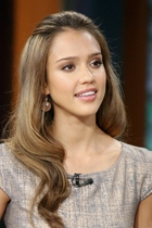 Jessica Alba : jessica-alba-1378058523.jpg