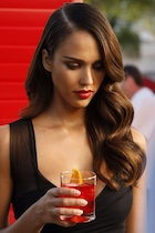 Jessica Alba : jessica-alba-1445148412.jpg