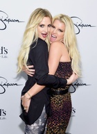 Jessica Simpson : TI4U1421948803.jpg