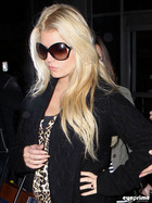 Jessica Simpson : jessica-simpson-1319918490.jpg