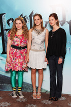 Jessie Cave : TI4U_u1268507030.jpg