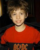 Jimmy Bennett : TI4U_u1143043931.jpg