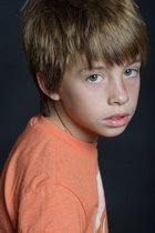 Jimmy Bennett : jimmy_bennett_1290175289.jpg