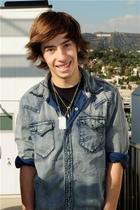 Jimmy Bennett : jimmy_bennett_1303427018.jpg