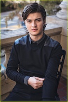 Joe Keery : joe-keery-1508558517.jpg