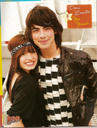 Joe Jonas : TI4U_u1217035603.jpg