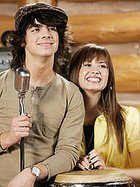 Joe Jonas : TI4U_u1220956014.jpg