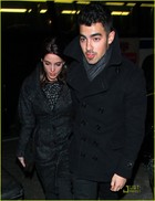 Joe Jonas : TI4U_u1292614468.jpg