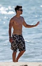 Joe Jonas : joe-jonas-1317647999.jpg