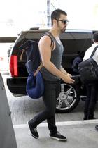 Joe Jonas : joe-jonas-1371348274.jpg