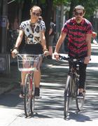 Joe Jonas : joe-jonas-1373095472.jpg