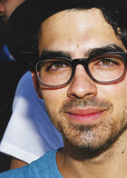 Joe Jonas : joe-jonas-1375459271.jpg