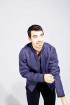 Joe Jonas : joe-jonas-1386350015.jpg