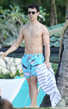 Joe Jonas : joe-jonas-1389125220.jpg