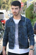 Joe Jonas : joe-jonas-1389405959.jpg