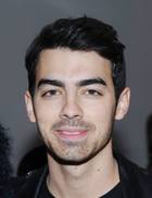 Joe Jonas : joe-jonas-1392395177.jpg