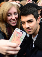 Joe Jonas : joe-jonas-1395505540.jpg