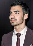 Joe Jonas : joe-jonas-1395506034.jpg