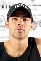 Joe Jonas : joe-jonas-1406568200.jpg