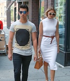 Joe Jonas : joe-jonas-1487479310.jpg