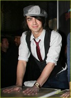 Joe Jonas : joejonas_1218848598.jpg