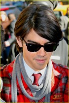 Joe Jonas : joejonas_1228005883.jpg