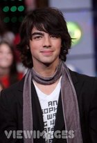 Joe Jonas : joejonas_1231435057.jpg