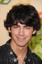 Joe Jonas : joejonas_1238954851.jpg