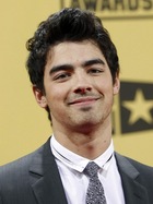 Joe Jonas : joejonas_1263778772.jpg